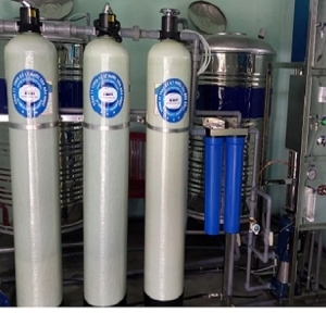 DÂY CHUYỀN LỌC NƯỚC TINH KHIẾT CÔNG SUẤT 300 LÍT/ GIỜ