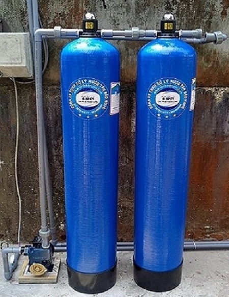 Lọc nước nhiễm phèn 2 bình composite màu xanh